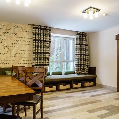Готель Isloch Park Rakaw Екстер'єр фото