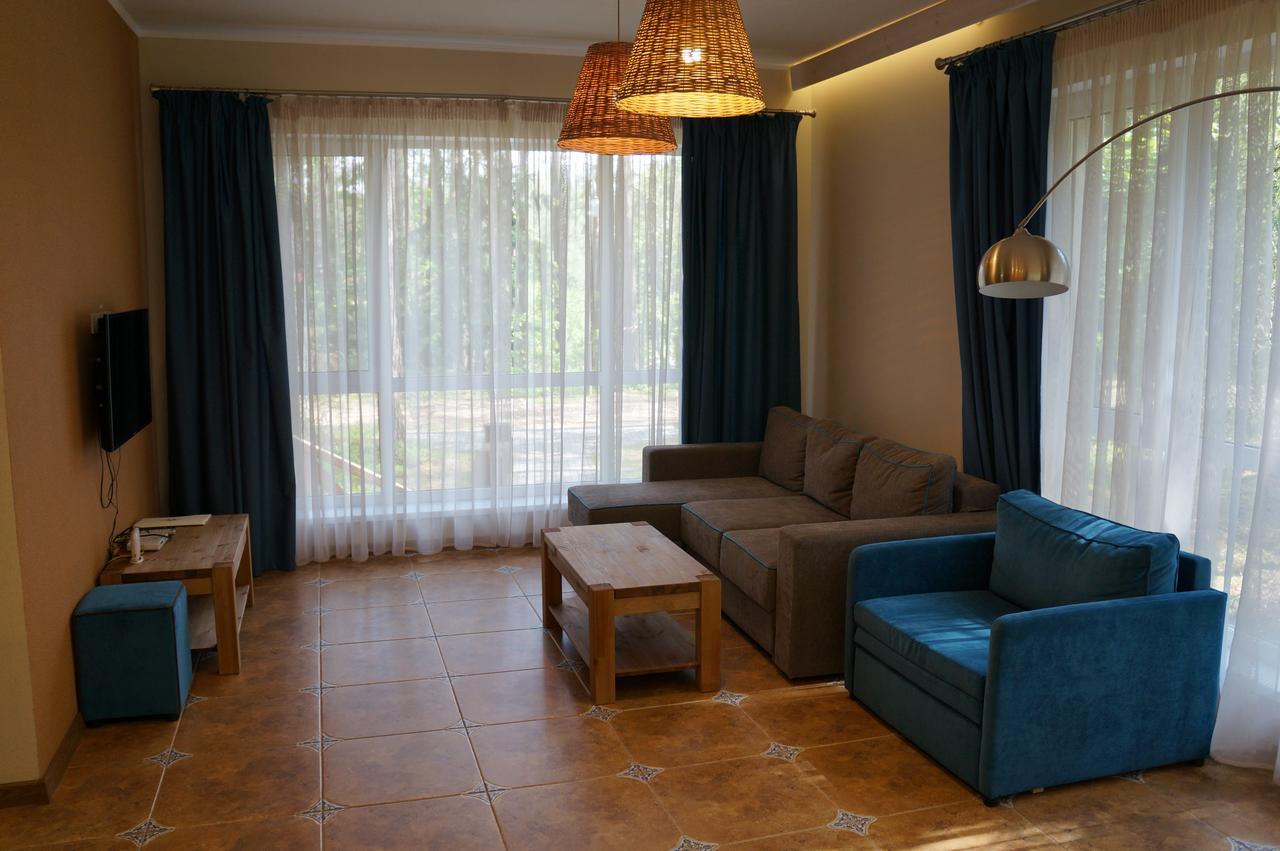 Готель Isloch Park Rakaw Екстер'єр фото